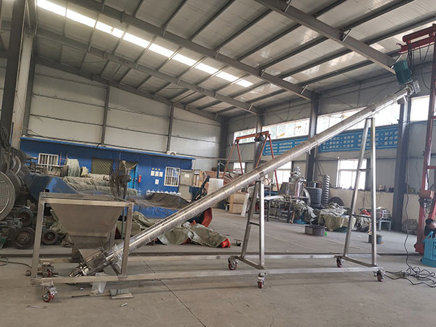 傾斜圓管螺旋輸（shū）送機