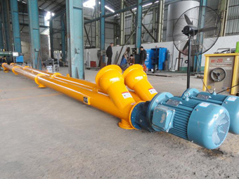 水泥螺旋（xuán）輸送機